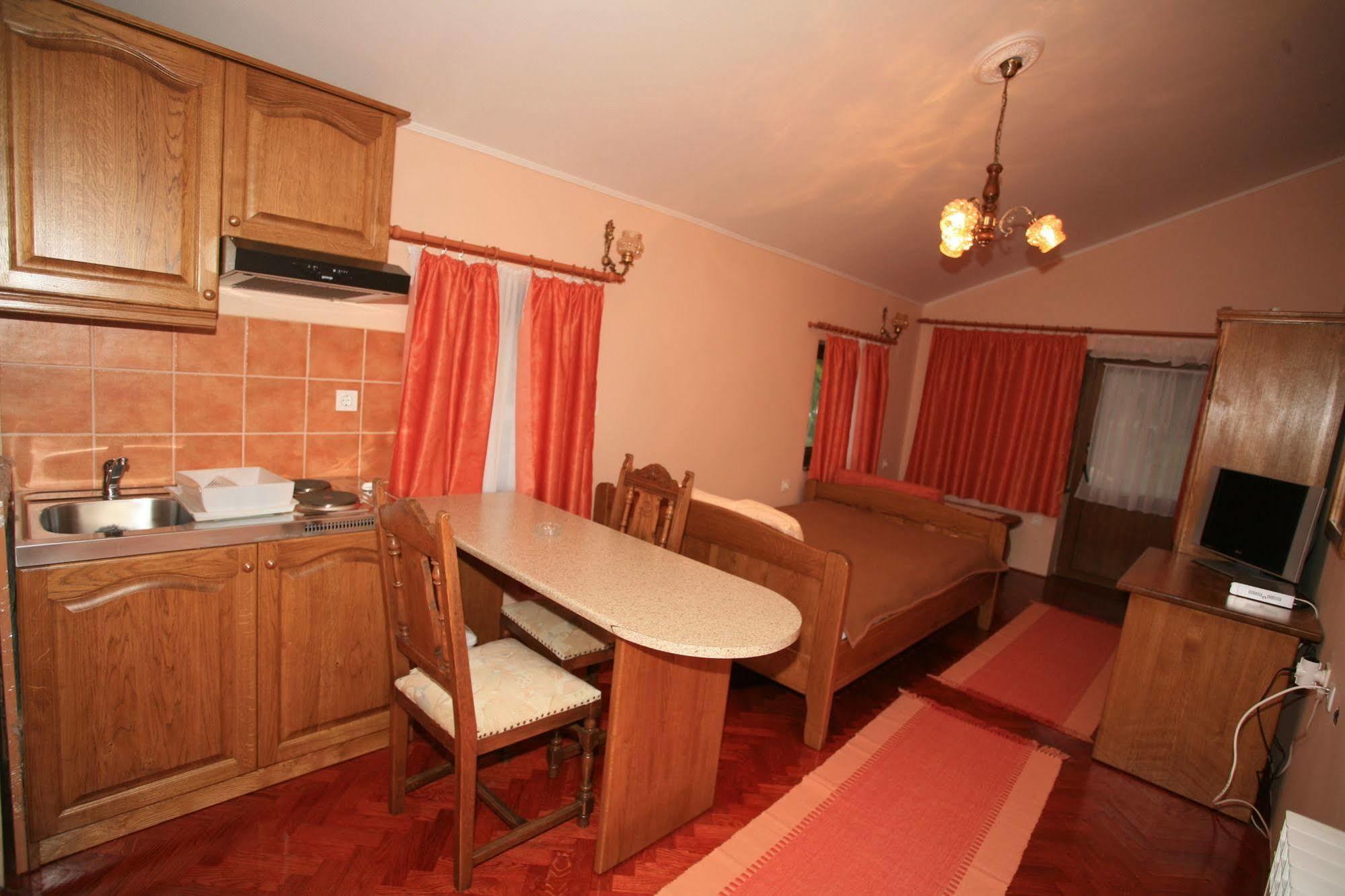 Apartments Vrata Baranje Билье Экстерьер фото