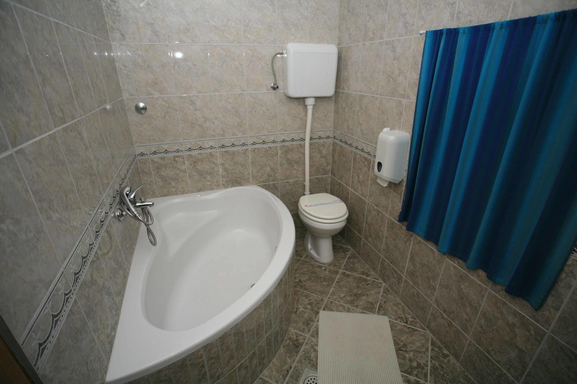 Apartments Vrata Baranje Билье Экстерьер фото