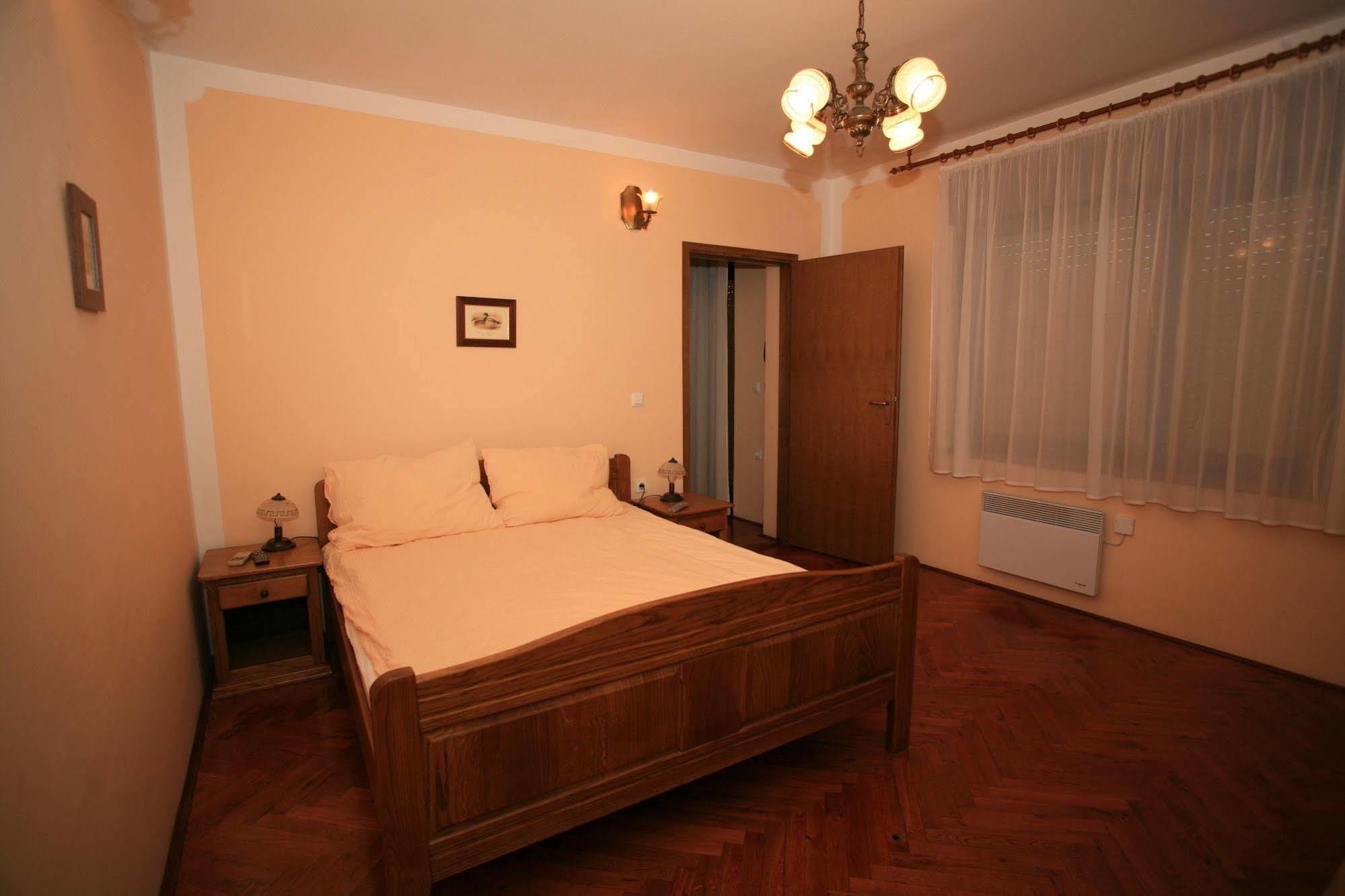Apartments Vrata Baranje Билье Экстерьер фото